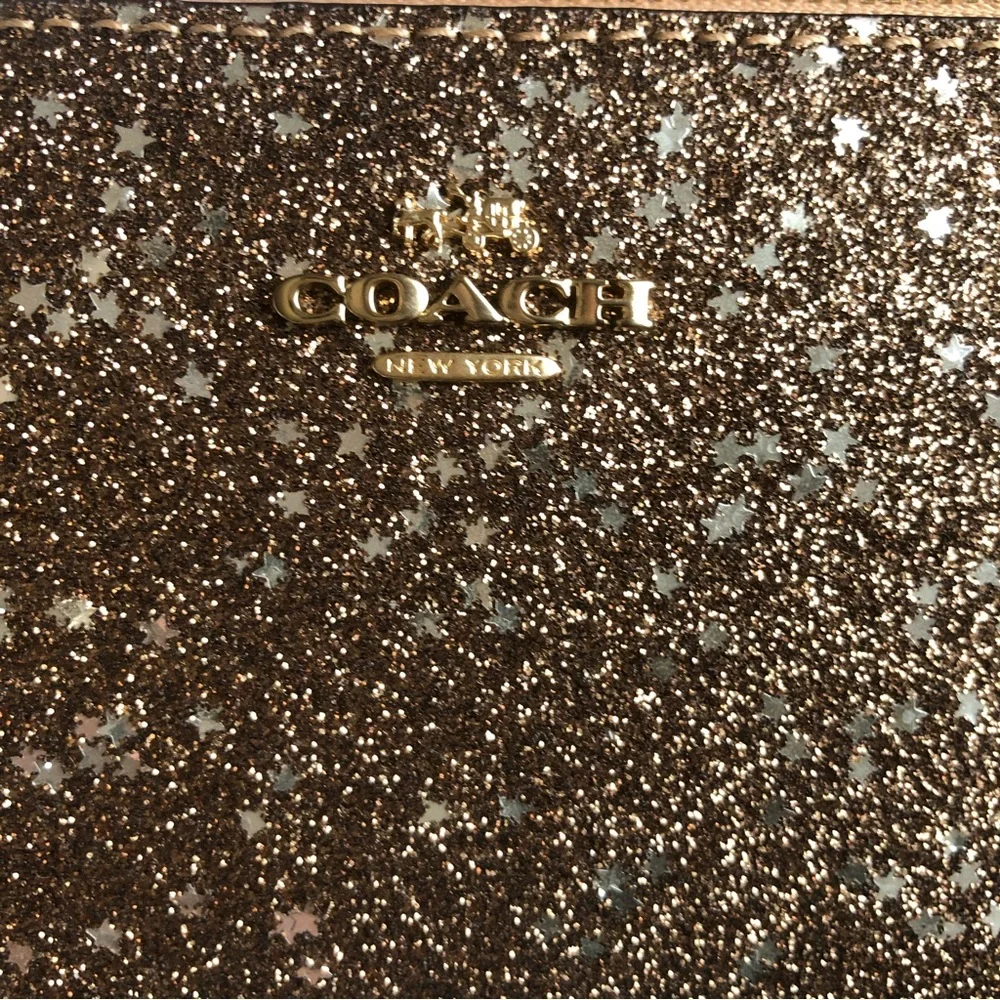 🤩💓 Coach wristlet wallet - Picture 8 of 9